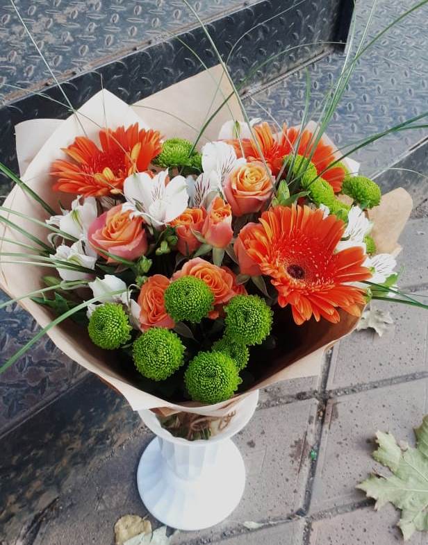 Букет цветов из: Герберы, Хризантемы, Альстромерии и Розы в Качалино