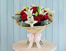 Букет цветов из:  Лилии и Розы в Качалино