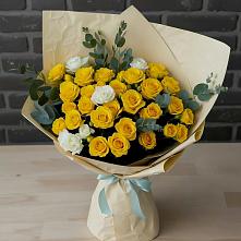 Букет цветов из:  Розы в Качалино