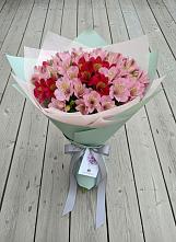 Букет цветов из:  Альстромерии в Качалино
