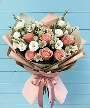 Букет цветов из:  Розы, Альстромерии и Лизиантусы в Качалино