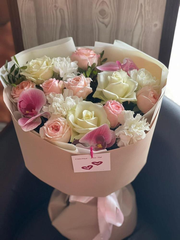 Букет цветов из: Орхидеи, Розы и Гвоздики в Качалино