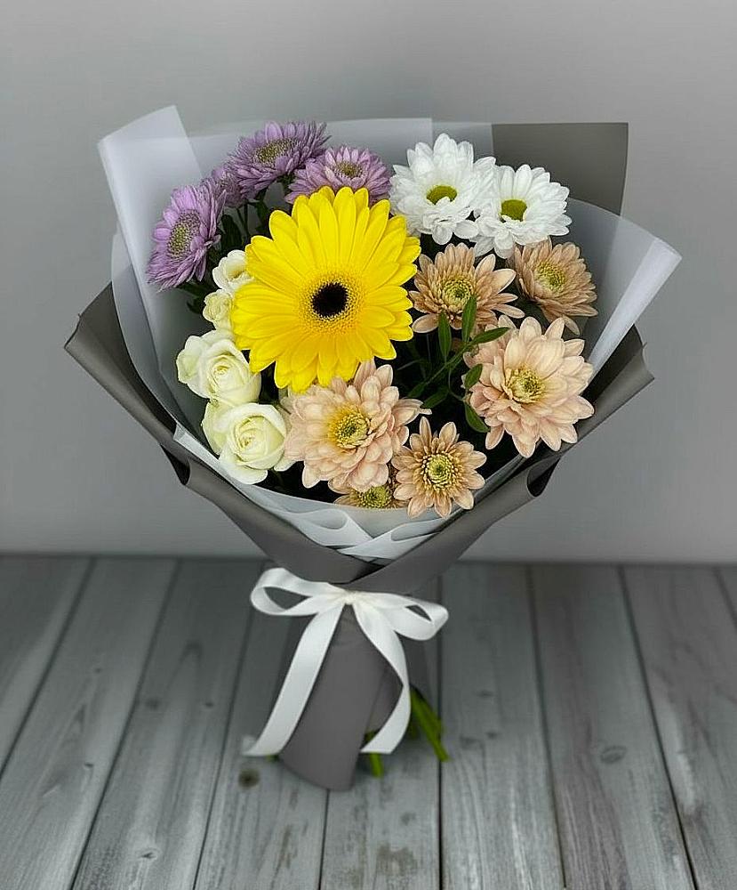 Букет цветов из: Розы, Герберы и Хризантемы в Качалино