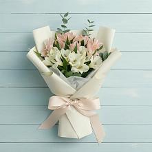 Букет цветов из:  Альстромерии в Качалино