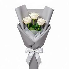 Букет 3 белые розы в Качалино