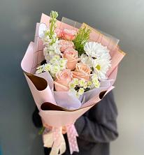 Букет цветов из:  Хризантемы и Розы в Качалино