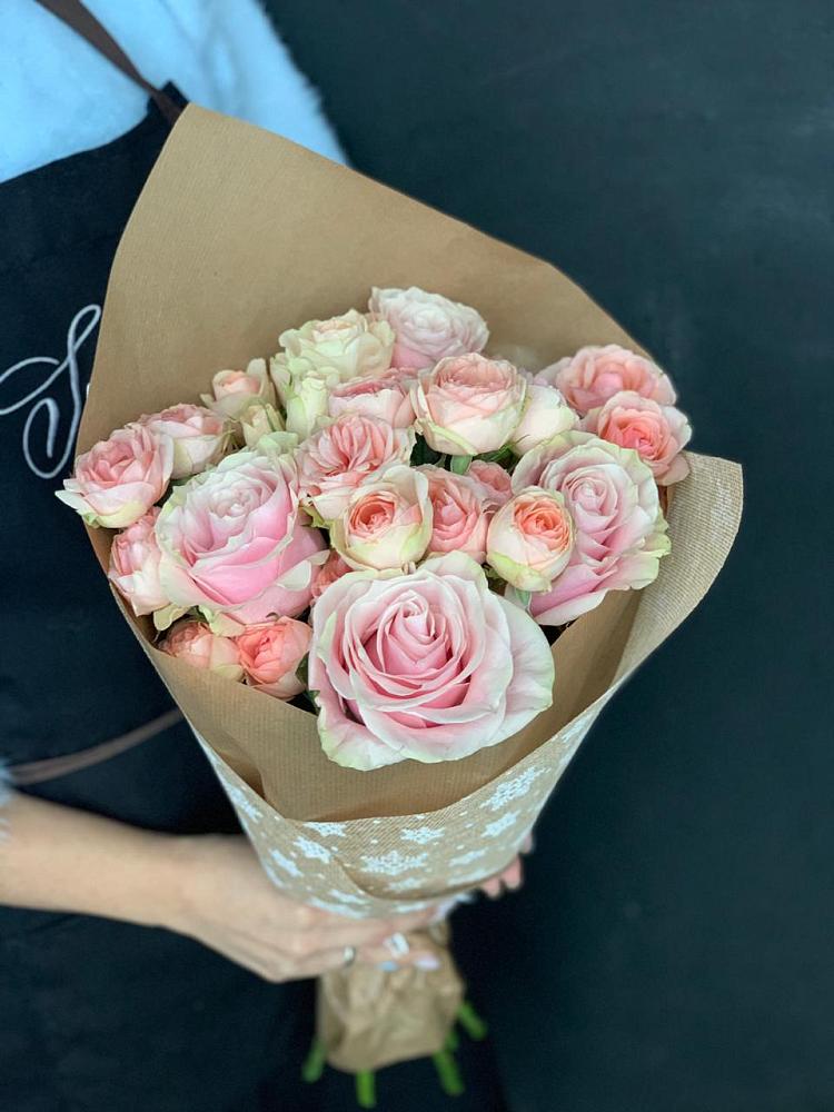 Букет цветов из: Хризантемы и Розы в Качалино