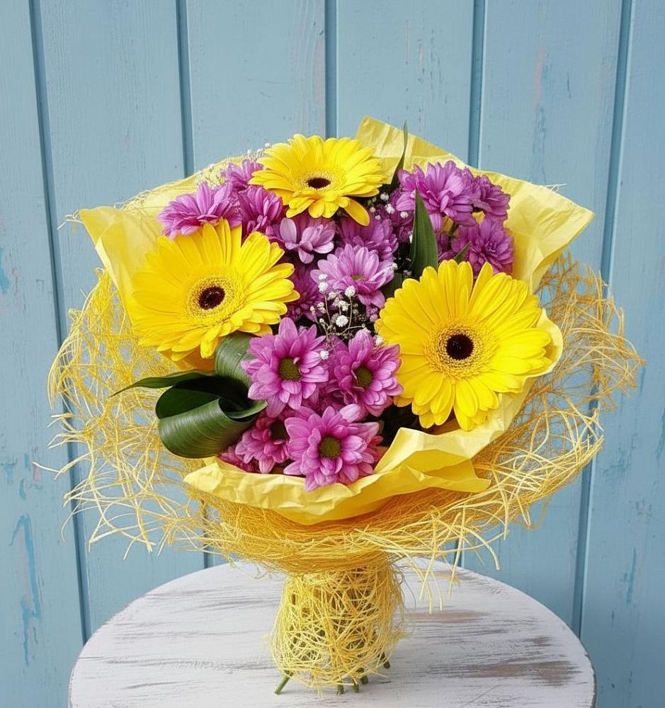 Букет цветов из: Хризантемы и Герберы в Качалино