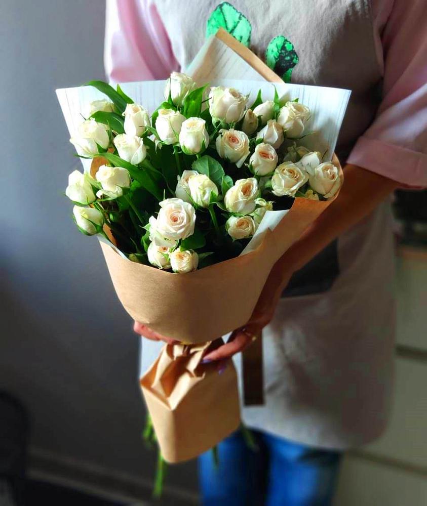 Букет цветов из: Розы в Качалино