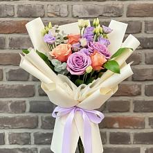 Букет цветов из:  Лизиантусы и Розы #REPLACE_PRED# Качалино