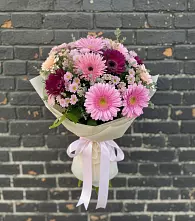 Букет цветов из:  Герберы и Хризантемы в Качалино
