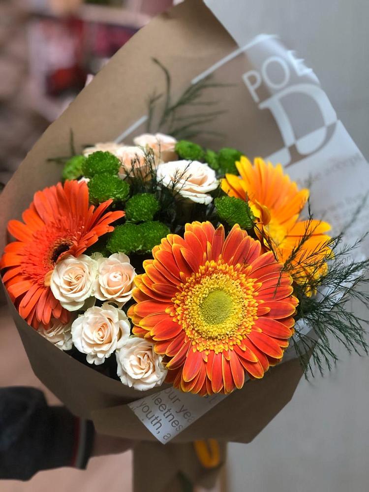 Букет цветов из: Герберы, Хризантемы и Розы в Качалино