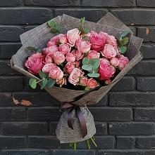 Букет цветов из:  Розы в Качалино